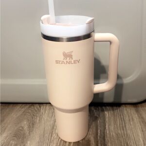Stanley 40oz light pink